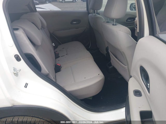Honda HR-V LX 2016 3CZRU5H38GM717495 Image 8