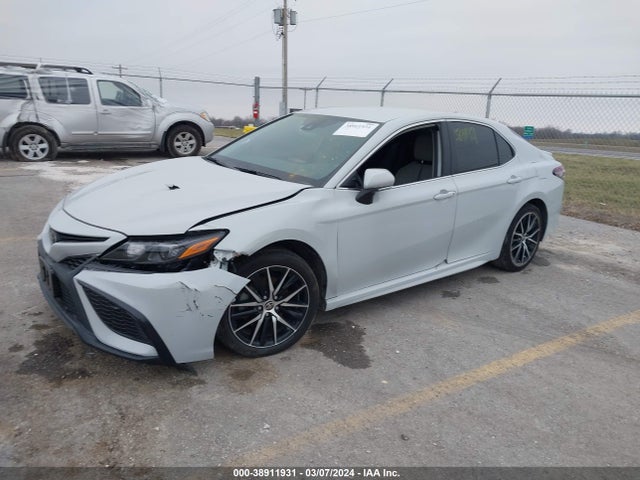 Toyota CAMRY SE 2022 4T1G11AK3NU075241 Image 2