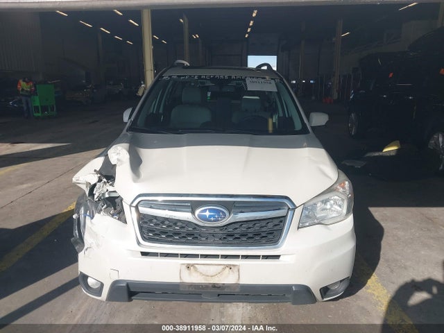Subaru Forester 2.5i Touring 2014 JF2SJAPC3EH474949 Image 12