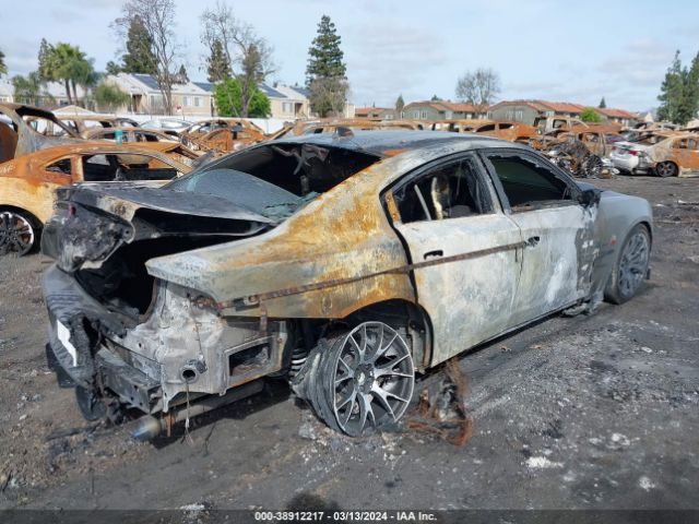 2C3CDXGJ2JH200694 Dodge Charger R/t Scat Pack Rwd