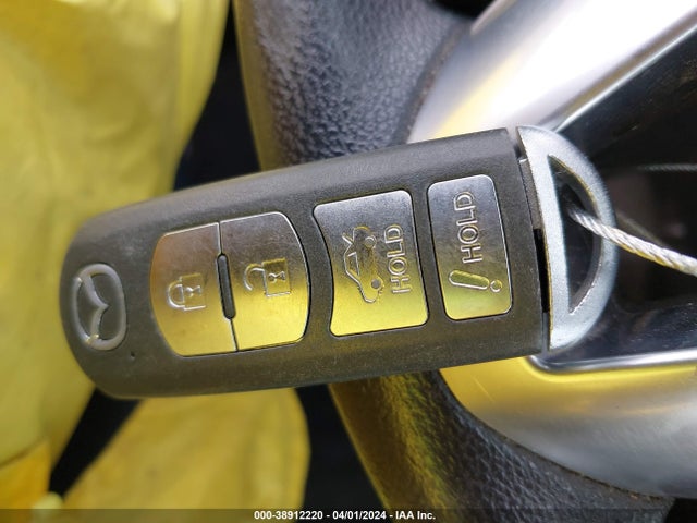 Scion IA 2016 3MYDLBZV7GY100861 Image 11