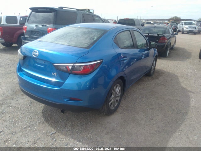 Scion IA 2016 3MYDLBZV7GY100861 Image 4