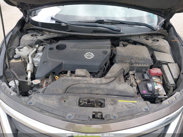 Nissan Altima 2.5 S 2014 1N4AL3AP3EN332975 Image 10