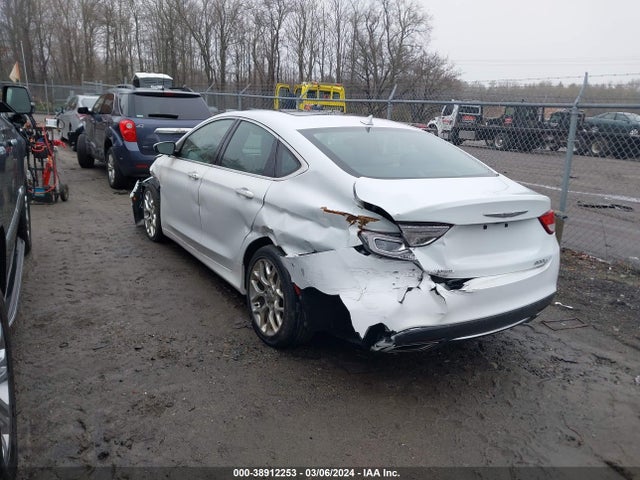 Chrysler 200 C 2015 1C3CCCEGXFN543576 Image 3