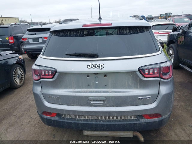 Jeep Compass Latitude 4x4 2018 3C4NJDBB7JT479272 Image 16