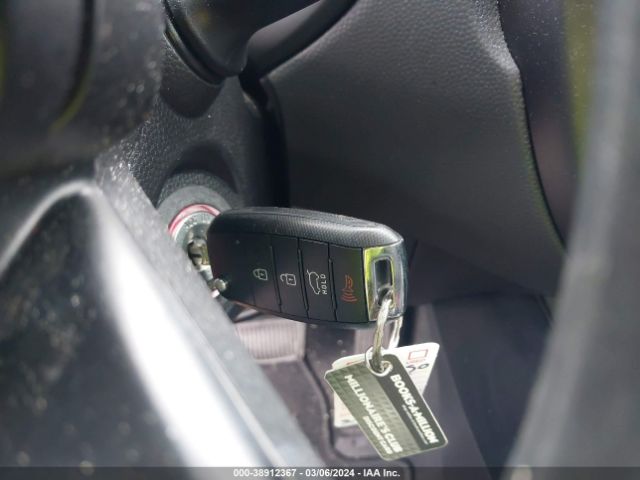 KNDJN2A2XJ7620185 KIA Soul