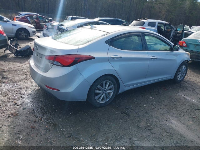 Hyundai ELANTRA SE 2014 5NPDH4AE9EH486460 Image 4