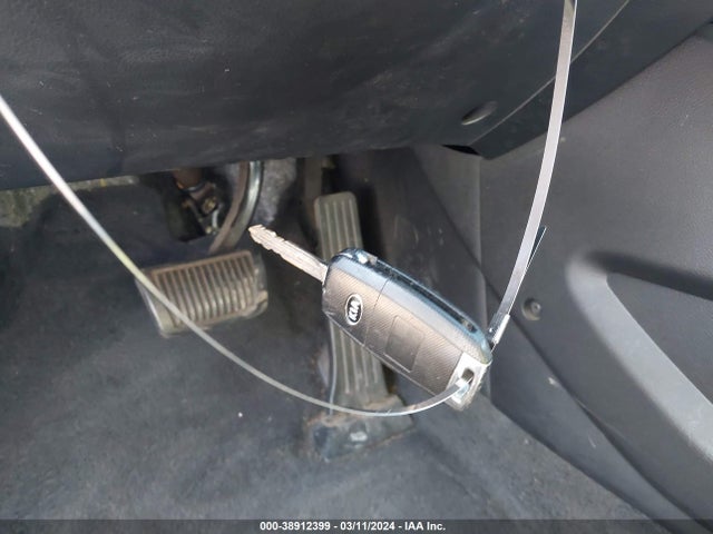 KIA FORTE LX 2017 3KPFK4A75HE143682 Image 11