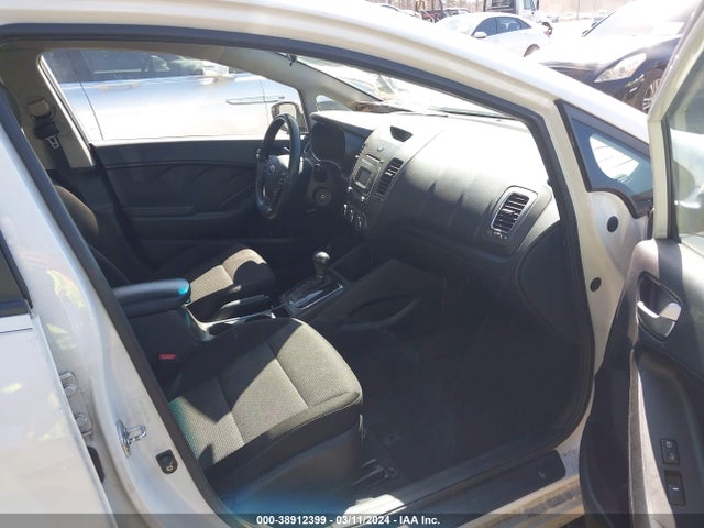 KIA FORTE LX 2017 3KPFK4A75HE143682 Image 5