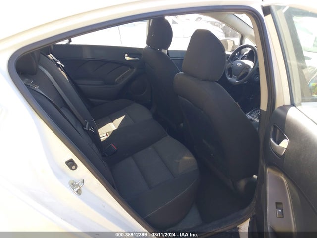 KIA FORTE LX 2017 3KPFK4A75HE143682 Image 8