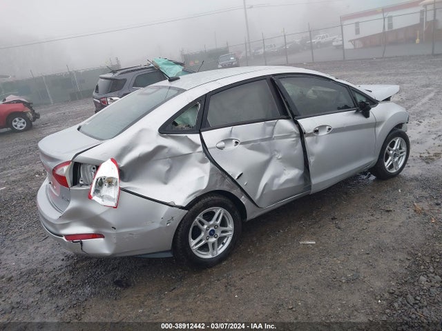 Ford FIESTA SE 2019 3FADP4BJ2KM126800 Image 4