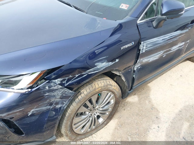 Toyota Venza Limited 2021 JTEAAAAH7MJ041541 Image 17
