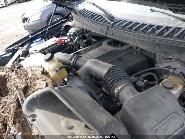 Ford Expedition Xlt 2019 1FMJU1JT2KEA78076 Image 10