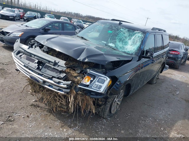 Ford Expedition Xlt 2019 1FMJU1JT2KEA78076 Image 2