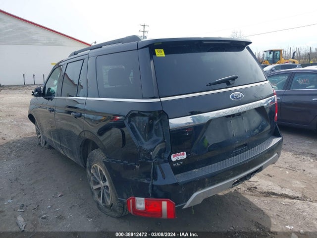 Ford Expedition Xlt 2019 1FMJU1JT2KEA78076 Image 3