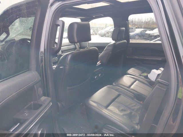 Ford Expedition Xlt 2019 1FMJU1JT2KEA78076 Image 8