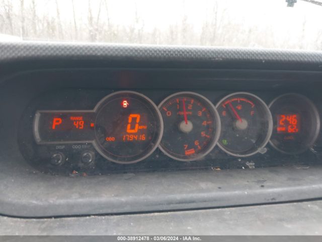 JTLZE4FEXEJ057718 Scion XB