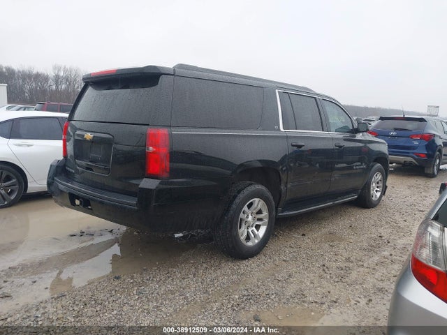 Chevrolet Suburban Lt 2017 1GNSKHKC4HR244497 Image 4