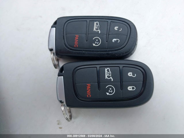 1C4PJMLX5KD310989 Jeep Cherokee Altitude 4x4