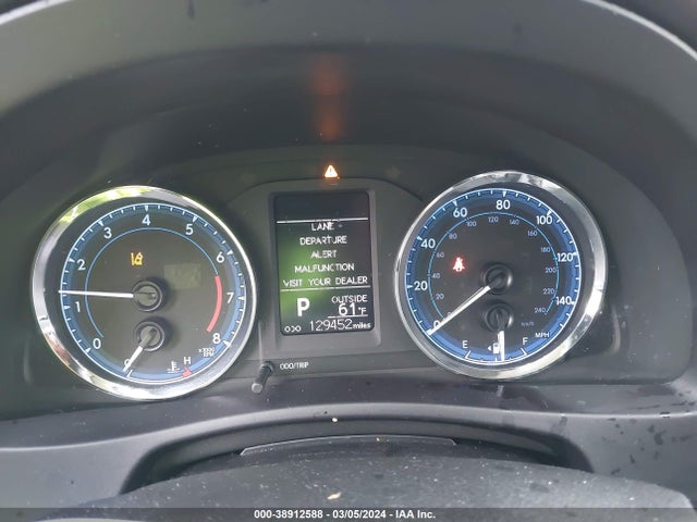 Toyota COROLLA LE 2018 5YFBURHE6JP823380 Image 7