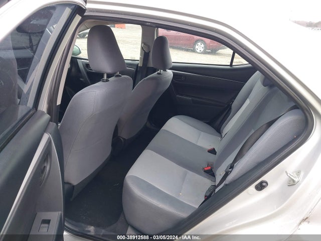 Toyota COROLLA LE 2018 5YFBURHE6JP823380 Image 8