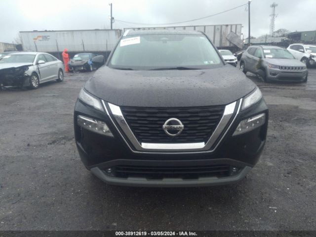 5N1AT3CBXMC836375 Nissan Rogue Sl Intelligent Awd