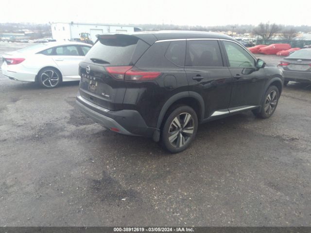 5N1AT3CBXMC836375 Nissan Rogue Sl Intelligent Awd