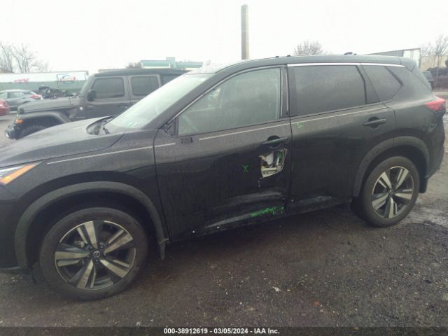 5N1AT3CBXMC836375 Nissan Rogue Sl Intelligent Awd