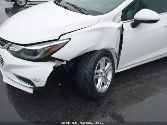 Chevrolet Cruze Lt Auto 2017 3G1BE6SM5HS588617 Image 6