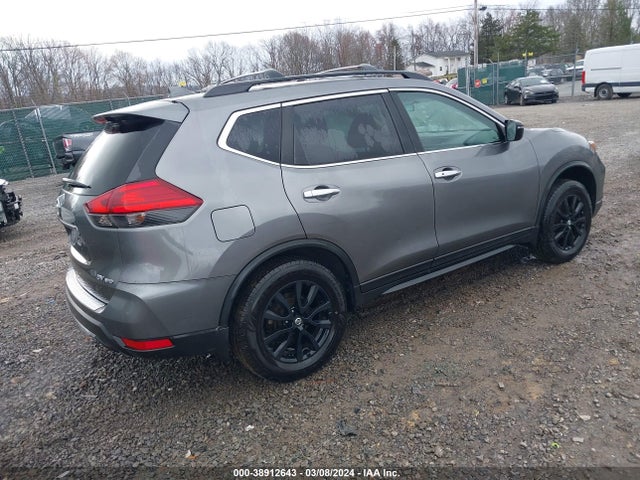 Nissan ROGUE SV 2017 5N1AT2MV8HC813895 Image 4