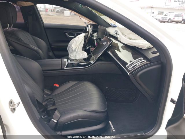 W1K6G6DB8PA214961 Mercedes-Benz S 500 4matic