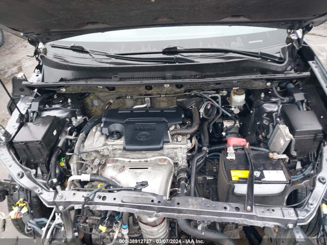 Toyota Rav4 Xle 2017 JTMRFREV0HJ709788 Image 10
