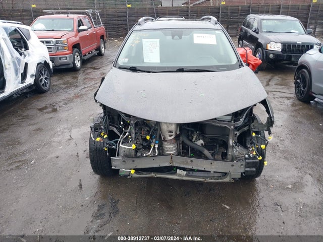 Toyota Rav4 Xle 2017 JTMRFREV0HJ709788 Image 13