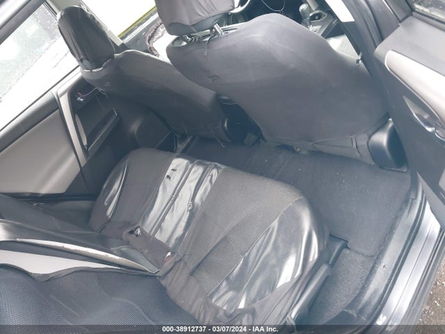 Toyota Rav4 Xle 2017 JTMRFREV0HJ709788 Image 8