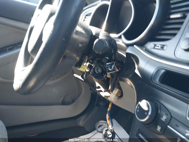 KIA Optima Lx 2015 5XXGM4A75FG382944 Image 20