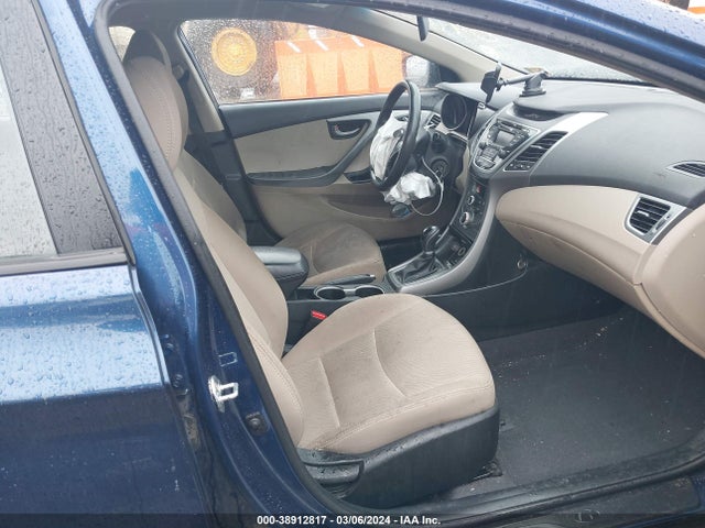 Hyundai ELANTRA SE 2016 5NPDH4AE4GH756827 Image 5