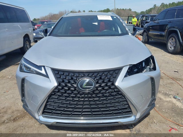 JTHP3JBH6L2031145 Lexus UX 200