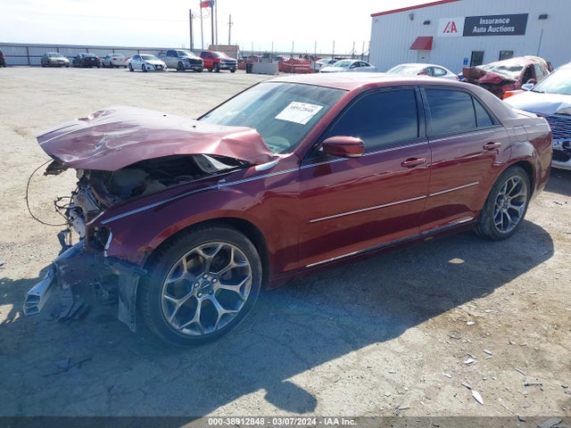 Chrysler 300 300s 2018 2C3CCABG1JH223041 Image 2