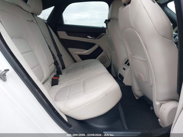 2024 JAGUAR XF SAJBL4GX9RCY93793 Photo 7