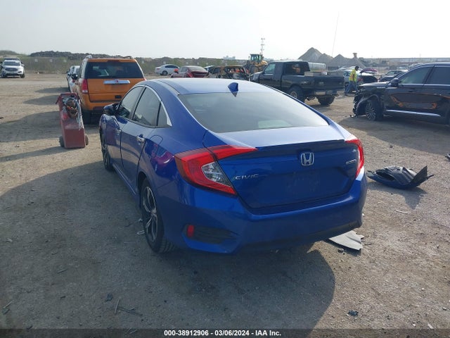 Honda Civic Touring 2018 JHMFC1F93JX005861 Image 3