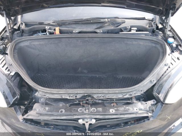 5YJXCBE22GF013775 Tesla Model X 60d/70d/75d/90d/p100d