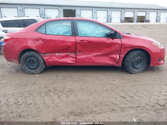 Toyota COROLLA LE 2018 2T1BURHEXJC108599 Image 13