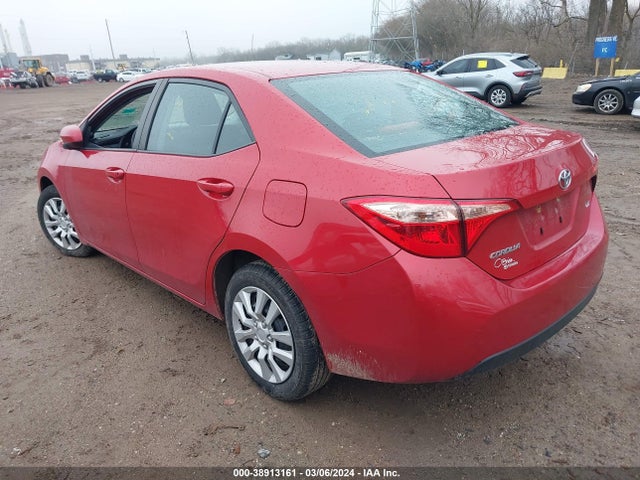Toyota COROLLA LE 2018 2T1BURHEXJC108599 Image 3
