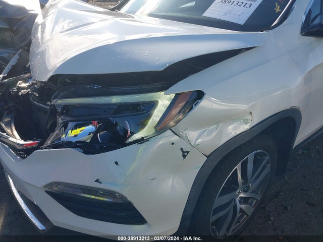 Honda Pilot Touring 2017 5FNYF5H9XHB043744 Image 18
