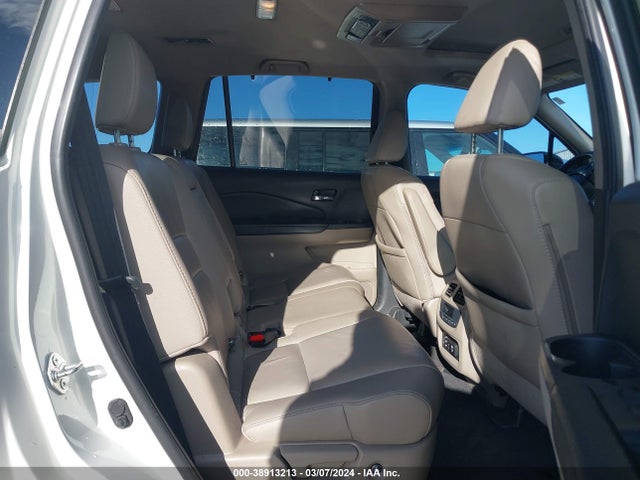Honda Pilot Touring 2017 5FNYF5H9XHB043744 Image 8