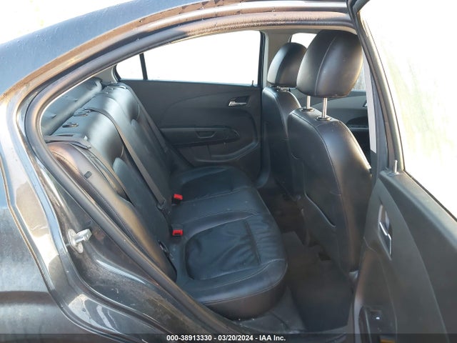 Chevrolet Sonic Premier Auto 2018 1G1JF5SB2J4107231 Image 8