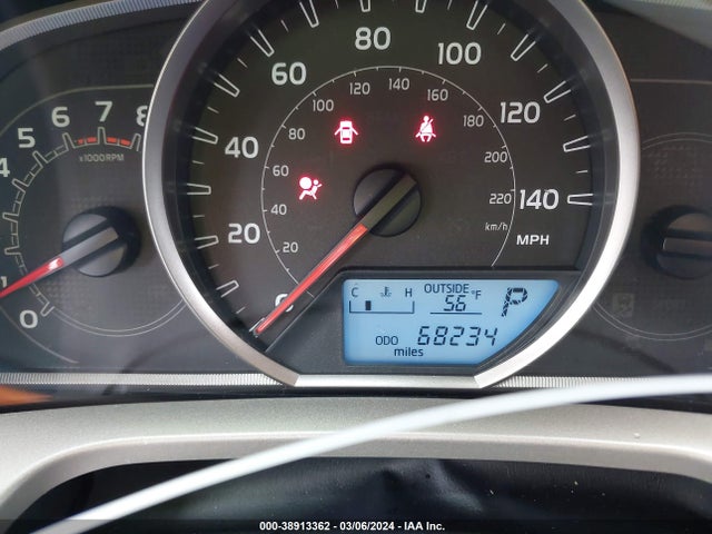 Toyota RAV4 LE 2015 JTMBFREV6FD174382 Image 15
