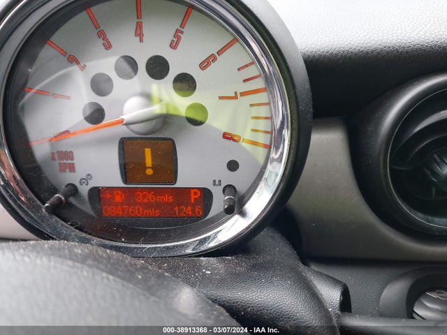 2009 MINI COOPER S CLUBMAN WMWMM33549TP90586 Photo 6