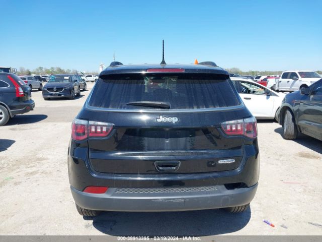 3C4NJCBB0KT651959 Jeep Compass Latitude Fwd