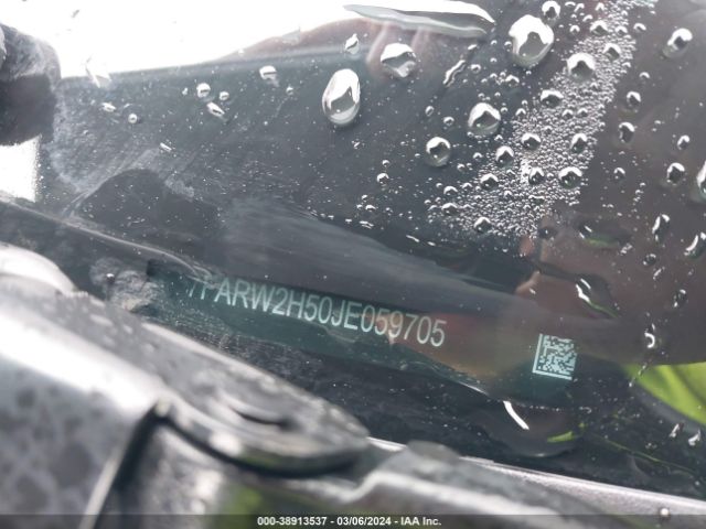7FARW2H50JE059705 Honda CR-V EX